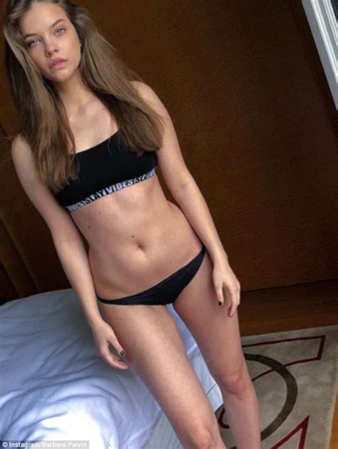 Barbara Palvin Flashes Her Abs In A Crop Top In Paris Daily Mail Online
