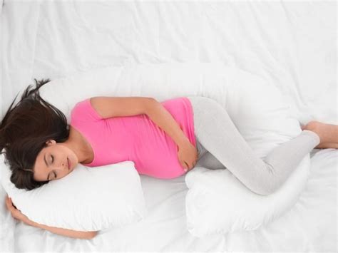 best sleeping positions during pregnancy third trimester and safety tips