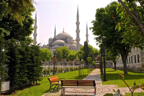 Istanbul travel guide: 24 photos that will make you book a ticket!