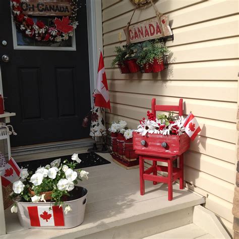 So how exactly is canada day celebrated and what are some interesting facts you should know behind this holiday? My Canada Day decor 🇨🇦😊 | Canada day, Decor, Inspiration