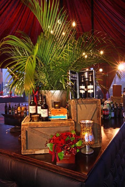 33 Night Party with Havana-themed Decorations - weddingtopia | Havana
