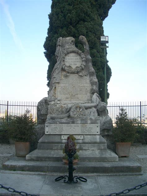 Filemonumento Ai Caduti Prima Guerra Mondiale Di Castelrotto Verona