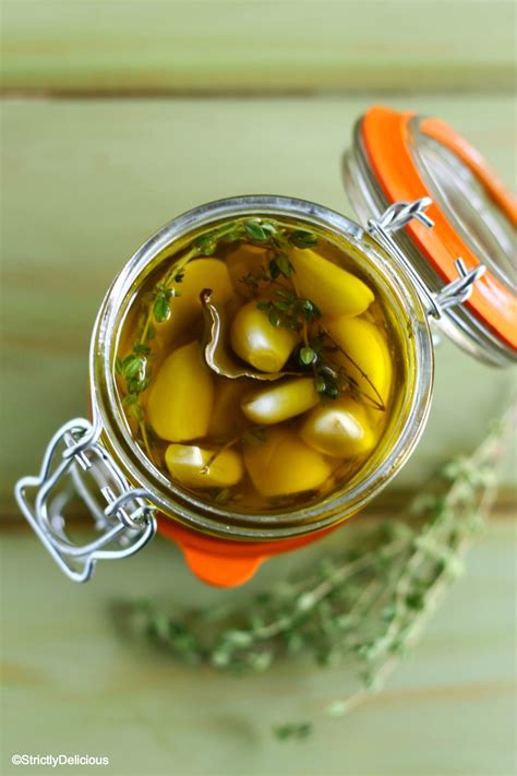 However, if you choose to. How to Pickle Garlic in Olive Oil (Easy Pickled Garlic ...