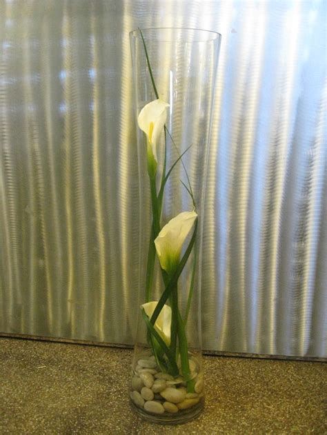 Elegant Inside Vase Arrangement With Calla Lilies And Lily Grass Vase