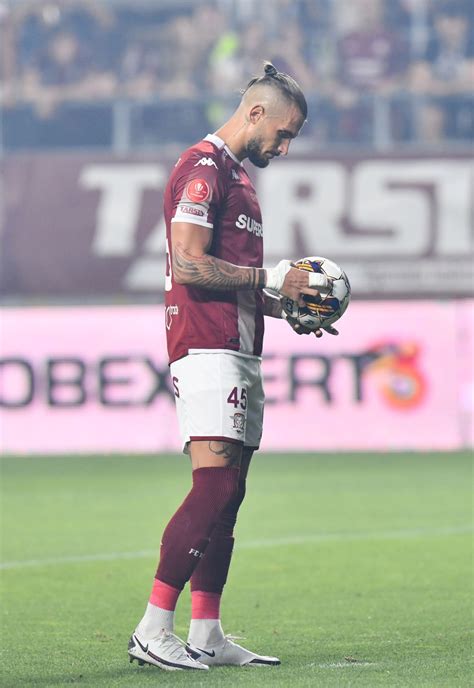 Poza 29 - Before and after cu Dan Șucu » Imaginile serii de la Rapid