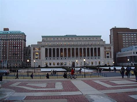 吳科克身邊的同學都評論他「非常開朗」，他自殺的原因疑似考試壓力過大。 哥大自殺華生 性格開朗 來自加州 疑期中考壓力大. 紐約-哥倫比亞大學