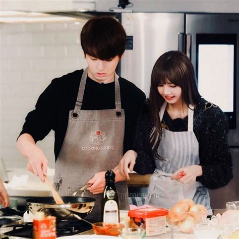 A place for fans of jungkook (bts) to view, download, share, and discuss their favorite images, icons, photos and wallpapers. El pacto || blackpink x BTS - Jungkook y Lisa || Finales ...