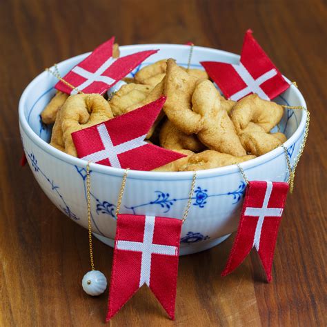 It's from the middle ages were pots and fats were the way to prepare. Klejner - Danish Fried Christmas Cookie — Sweet • Sour ...