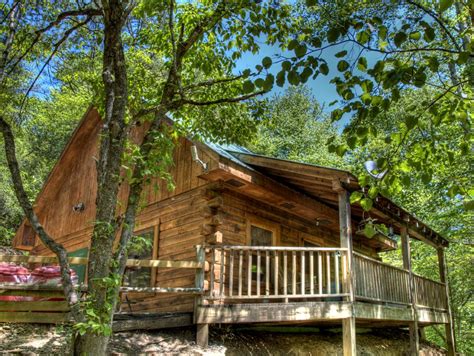 Smoky creek cabins 3154 wears valley rd sevierville tn 37862. Maggie's Cabin - Hidden Creek Cabins Two bedroom/ one bath ...