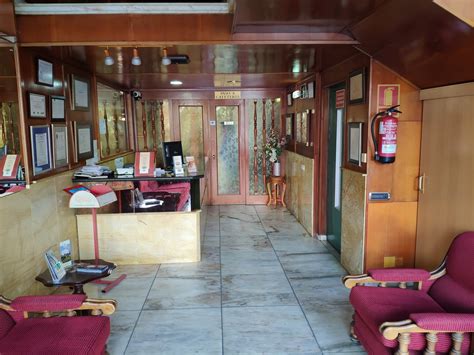 Maybe you would like to learn more about one of these? Hotel Begoña Playa** Gijón otros servicios