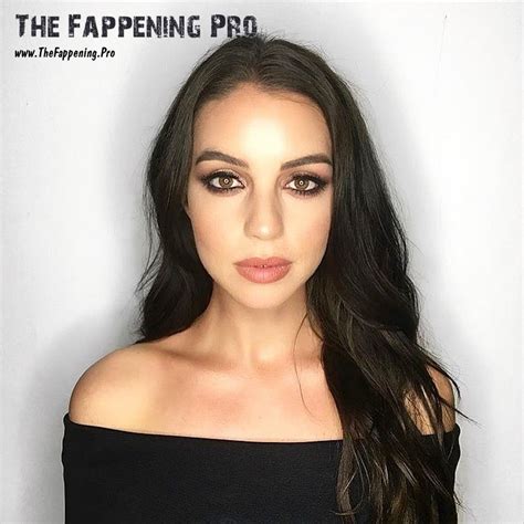 Adelaide Kane Nude And Sexy Photos The Fappening