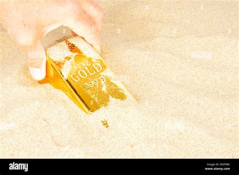 Digging for gold hi-res stock photography and images - Alamy
