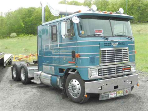 International 9670 Eagle (1986) : Sleeper Semi Trucks