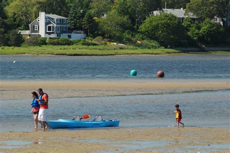 Paddlers Delight Bass River Cape Cod Explore New England