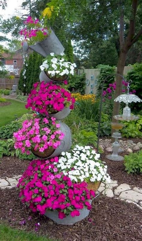 33 Stunning Spring Garden Ideas For Front Yard And Backyard Landscaping