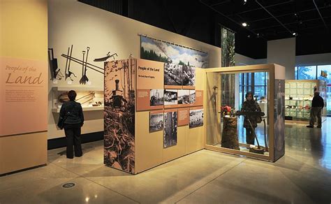 Modular Exhibit And Display Systems Museum Cases Museum Exhibition