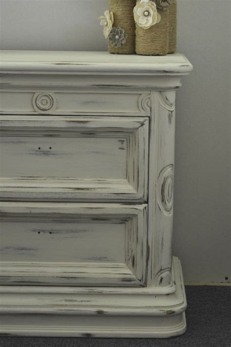 The Beginners Guide To Distressing Furniture The Easy Way Painting