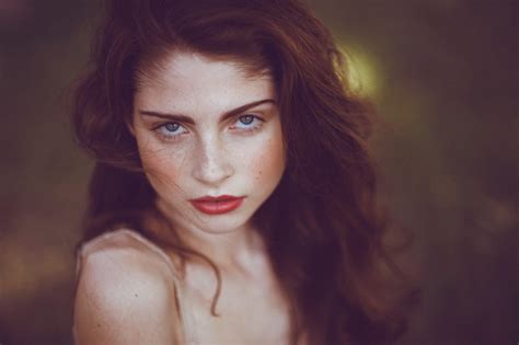 Face Freckles Brunette Women Model Hd Wallpaper Rare Gallery