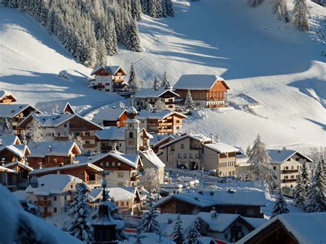 Wallpaper Italy Snow Village Resort Alps Skiing Ski January