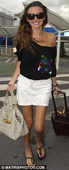 Super Skinny Nadine Coyle Displays Her Scarily Thin Legs In Miniskirt