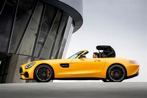 The price excludes costs such as stamp duty, other government charges and options. 2020 Mercedes-Benz AMG GT Convertible Review, Ratings, MPG and Prices | CarIndigo.com