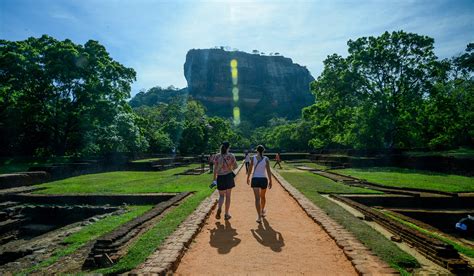 Sri Lanka Tours Sri Lanka Tailor Made Holidays Blue Lanka Tours