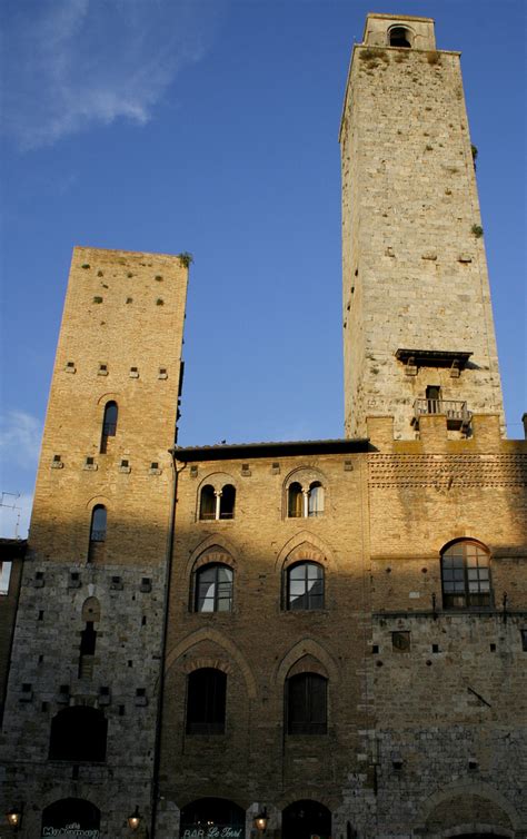 torre grossa san gimignano tuscany italy