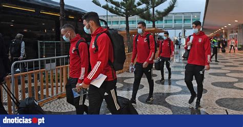 Acompanhe quem joga hoje na rodada dos campeonatos de futebol do brasil e do mundo, com placar da rodada em tempo real e assista online os gols e os melhores momentos dos jogos de hoje. Benfica e Marítimo sob pressão no jogo de hoje por ...