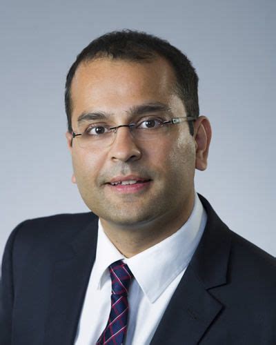 Mr Anish Amin Consultant Orthopaedic Surgeon The Edinburgh Clinic