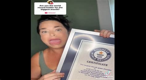 Woman Sets Guinness World Record For The World S Biggest Mouth