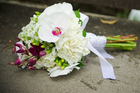 ivory and purple bridal bouquet