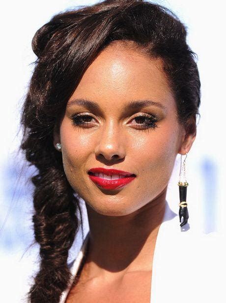 75 Hot And Sexy Pictures Of Alicia Keys One Of Sexiest Singers Of