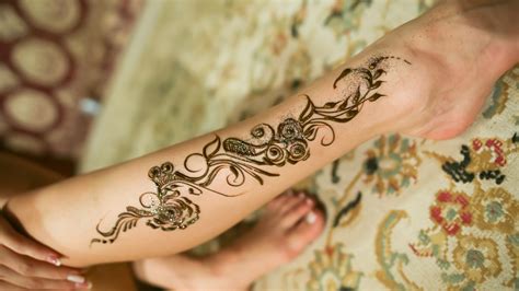 Mehndi Tattoo Designs Delicate Designs For Mehndi Tattoos