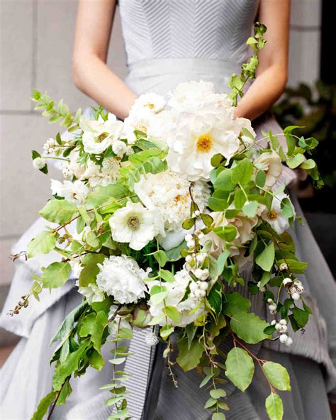 40 Chic Cascading Wedding Bouquets Martha Stewart Weddings