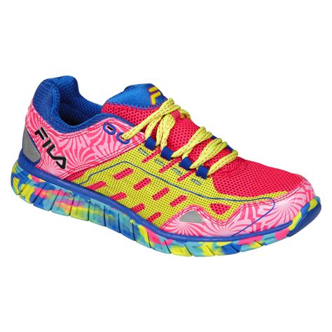 These two are totally different in terms of functioning delivery. Fila Women's Athletic Shoe Front Runner - Multi