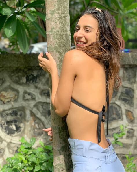 Benafsha Soonawalla Turns Up The Heat With Her Racy Bikinis Check Out Her Sexy Pictures News18