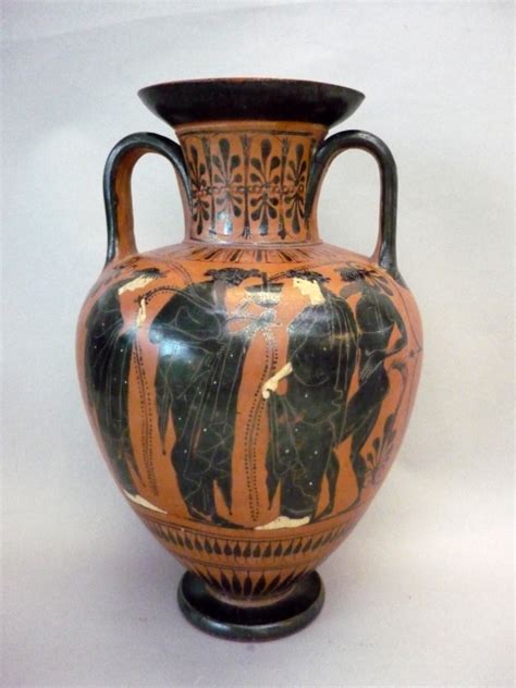 Les Vases Grecs Antiques Musée Crozatier Pays Dart Et Dhistoire Le
