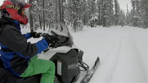 Andys Adventures Snowmobiling In Central Oregon Youtube