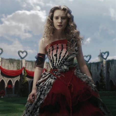 Iconic Halloween Costume Ideas Inspired By Tim Burton Films Alice In