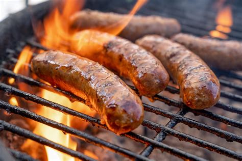 Ten Tips For Grilling Brats Perfectly Brats And Beer