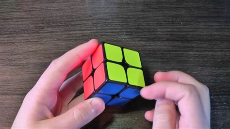 Comment Résoudre Le Rubiks Cube 2x2 Facile Youtube