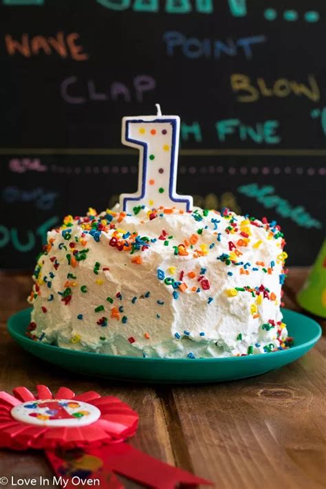 How do you celebrate your birthday in a healthy way? Healthy Smash Cake | Recipe in 2020 | Birthday cake alternatives, Smash cake recipes, Healthy ...