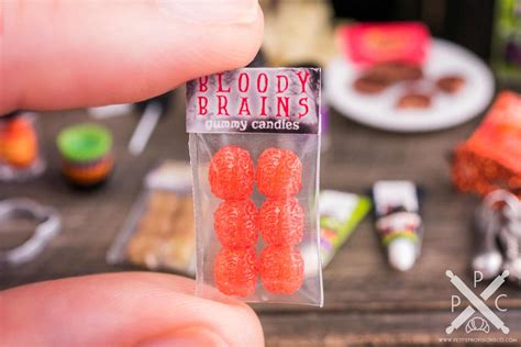 Dollhouse Miniature Bloody Brains Gummy Candies 112 Dollhouse