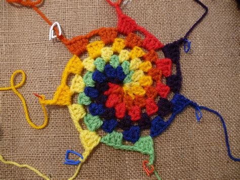 Ergahandmade How To Crochet A Rainbow Spiral Dream Catcher Free