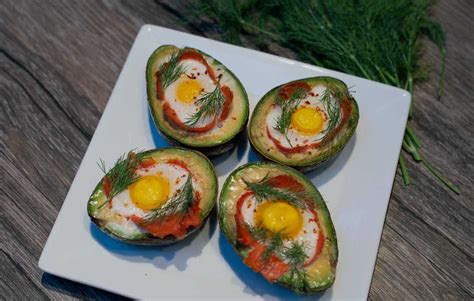 This smoked salmon recipe with scrambled eggs is to die for! Smoked Salmon Stuffed Avocados (With images) | Avacado ...