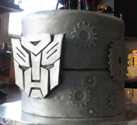 Optimus Prime Transformers Cake Transformers Cake Optimus Prime Cake