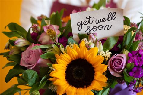 20 Short Get Well Soon Messages For Whatsapp