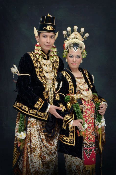 Baju Pengantin Adat Jawa Timur Radea Riset