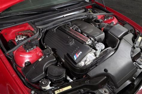 Saben quien manda por esta zona! BMW M3 E46: el más vendido - Motor.es