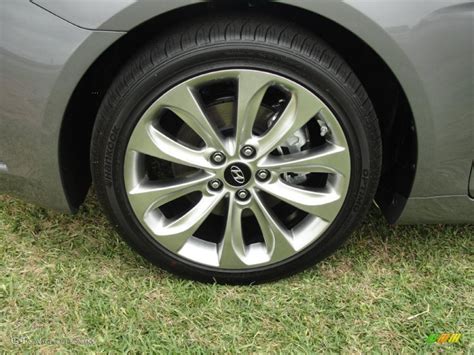 All figures are epa estimates and for comparison purposes only. 2011 Hyundai Sonata Limited 2.0T Wheel Photo #48480117 ...